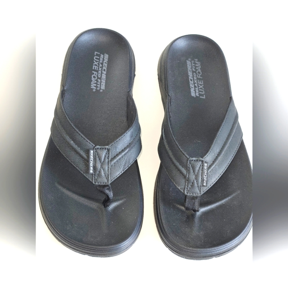 Skechers Men's Black Flip-Flops